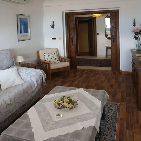 In Cala Mit Grossem Balkon By Interhome דירה בנידורם